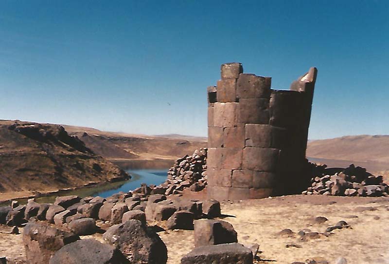 A chullpa in Sillustani, Peru