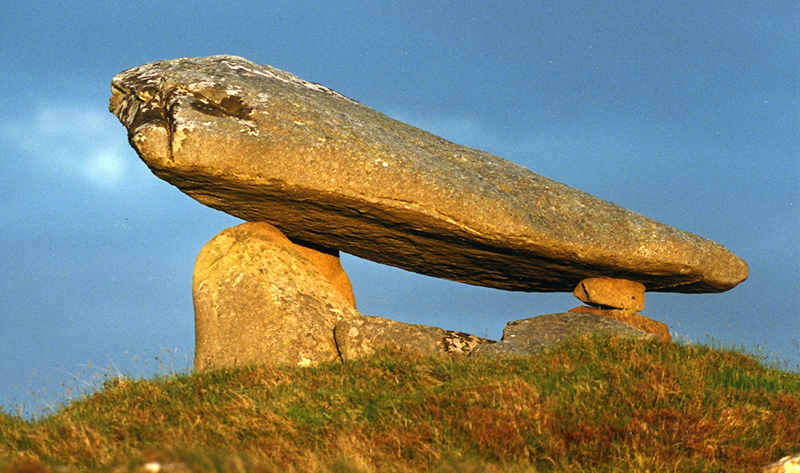 Kilclooney dolmen 