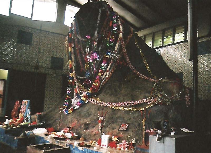 growing stone in fiji temple